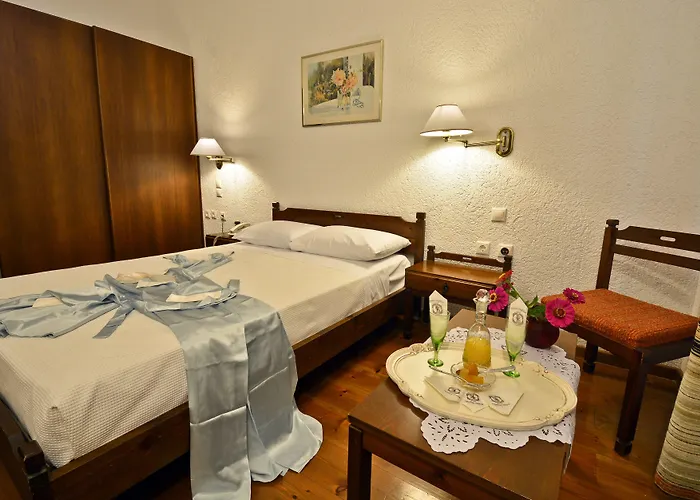 Stafilos Skopelos Town