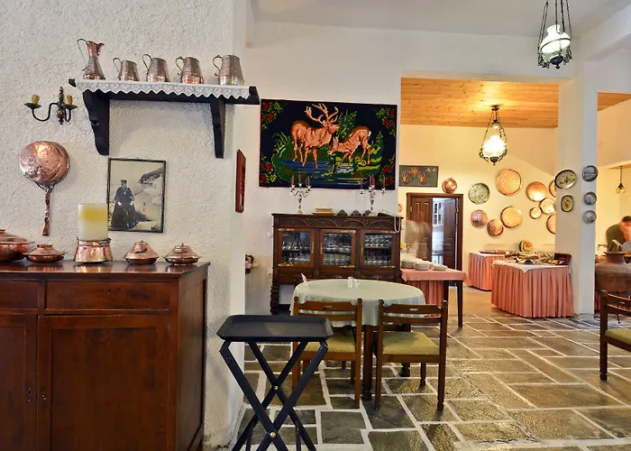 Hotel Stafilos Skopelos Town